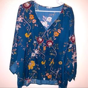 Maurices Floral Print Split Sleeve Blouse
